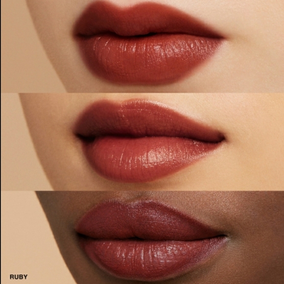 SALE! BOBBI BROWN CRUSHED STORY 3 PIECE TRAVEL LIP KIT. - Picture 3 of 16